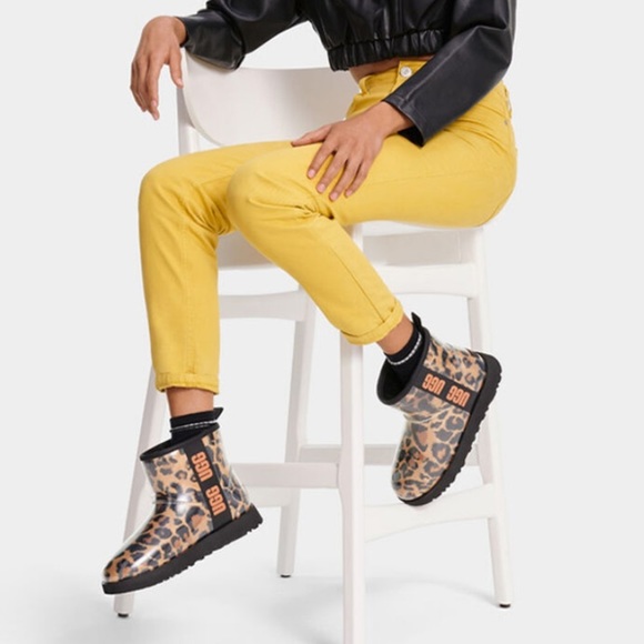 UGG Classic Clear Mini Panther Butterscotch Shoes - Picture 6 of 11